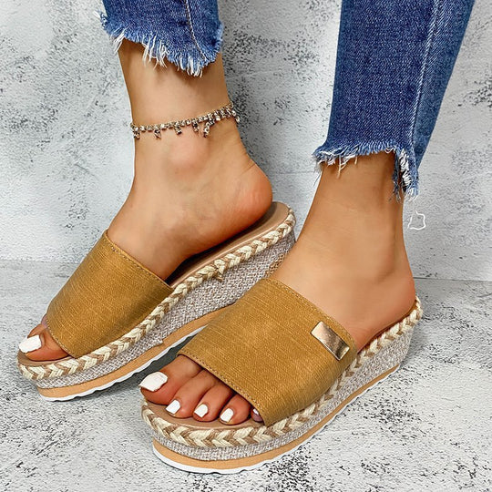 Damen Plateau-Mules mit geflochtenem Bast-Detail und komfortablem Fußbett EB