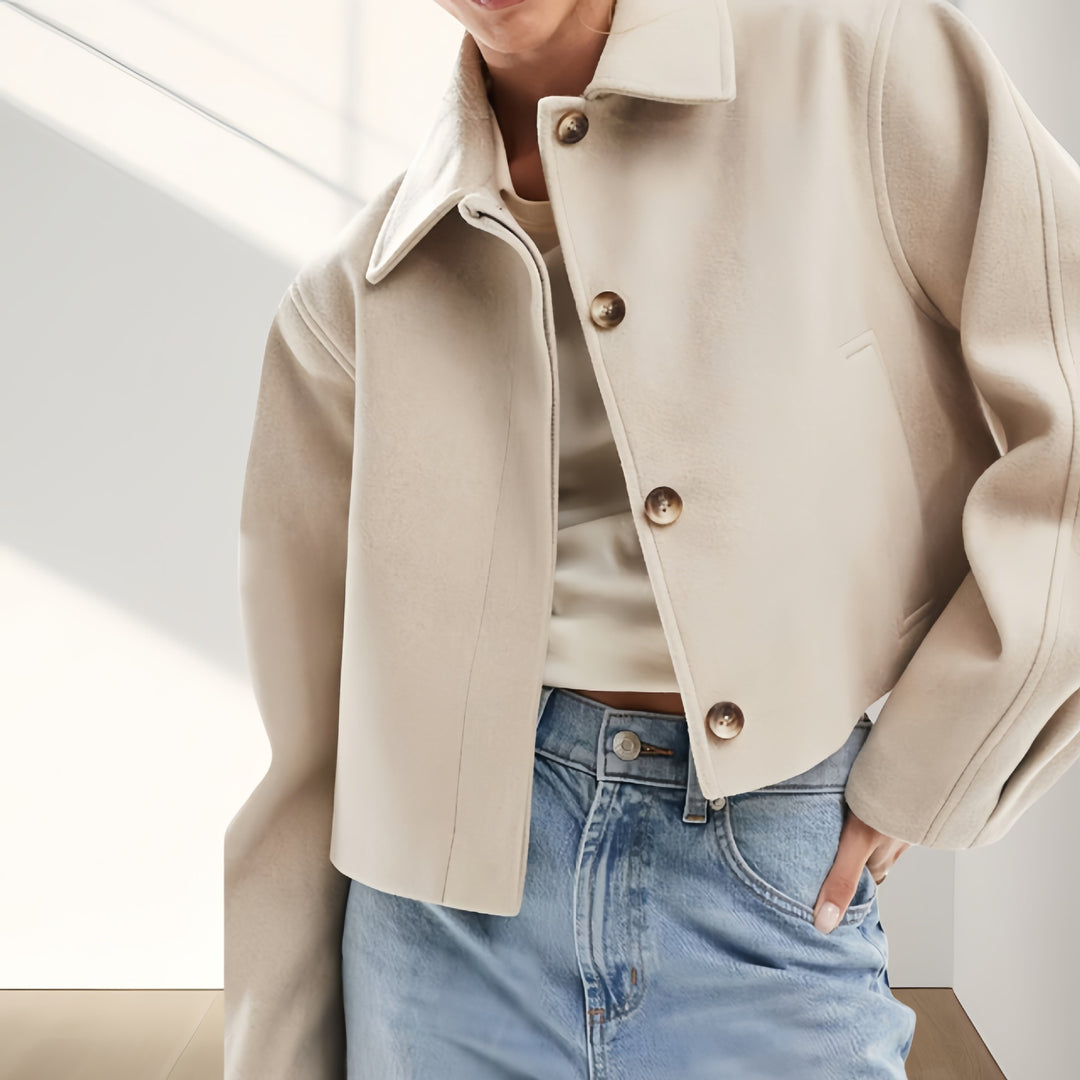 Damen Kurze, kuschelige Jacke aus weichem Wollmix EB