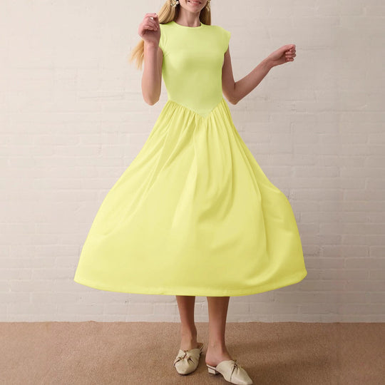 Damen Kleid mit eleganter, asymmetrischer Silhouette EB