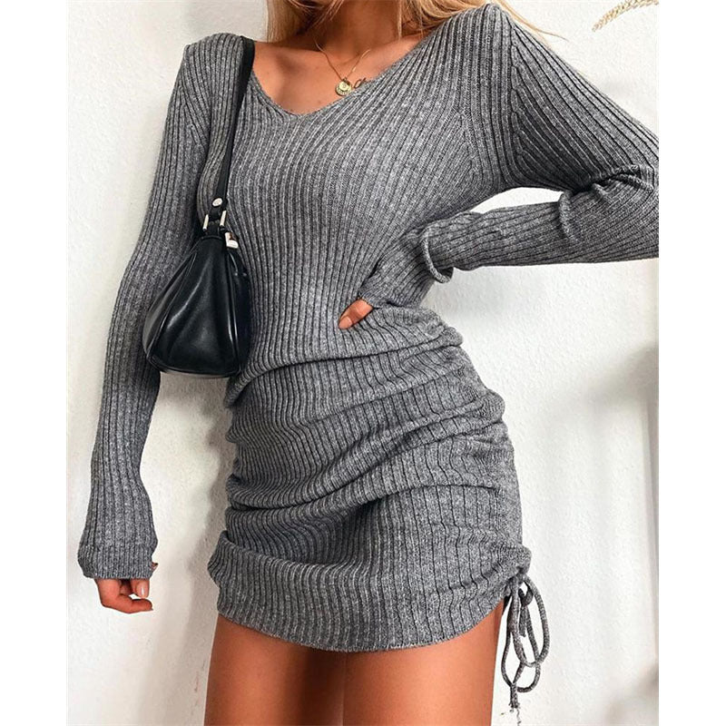 Damen Strickkleid mit figurbetontem Schnitt und Raffungen EB