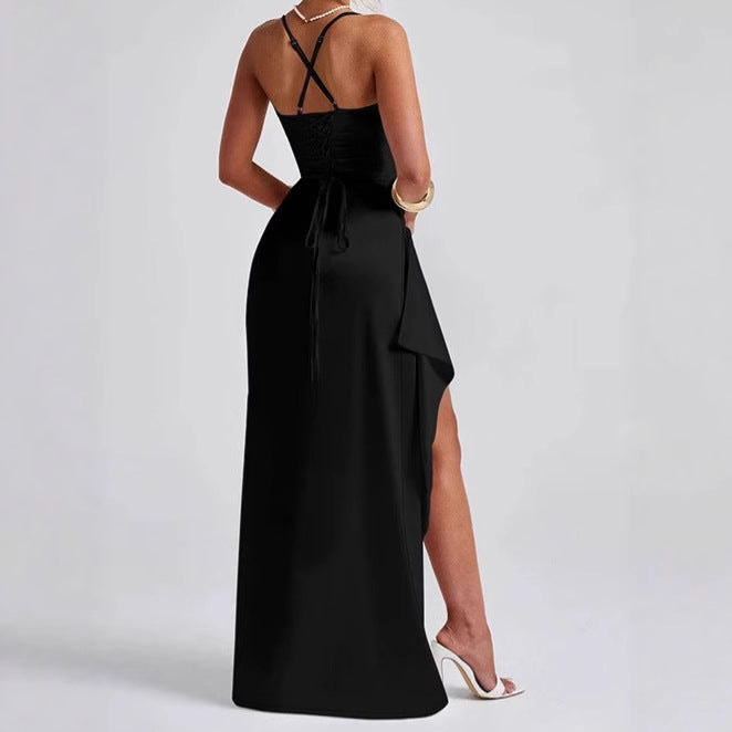 Damen Elegantes Maxikleid mit seitlichem Schlitz und raffinierten Spaghetti-Trägern EB