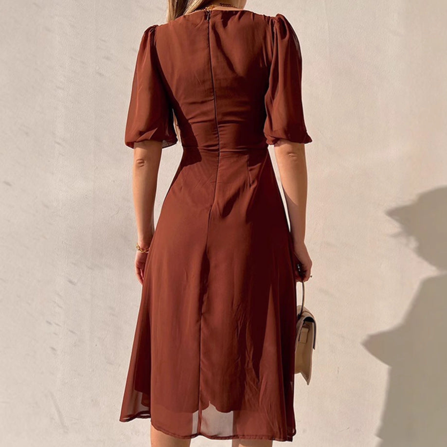 Damen Elegantes Maxikleid mit Puffärmeln und tiefem Schlitz EB