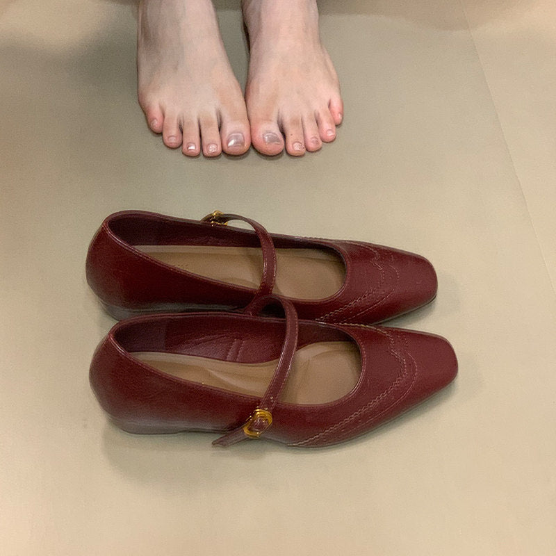 Damen Ballerinas mit elegantem Riemchen und verspieltem Schnitt EB
