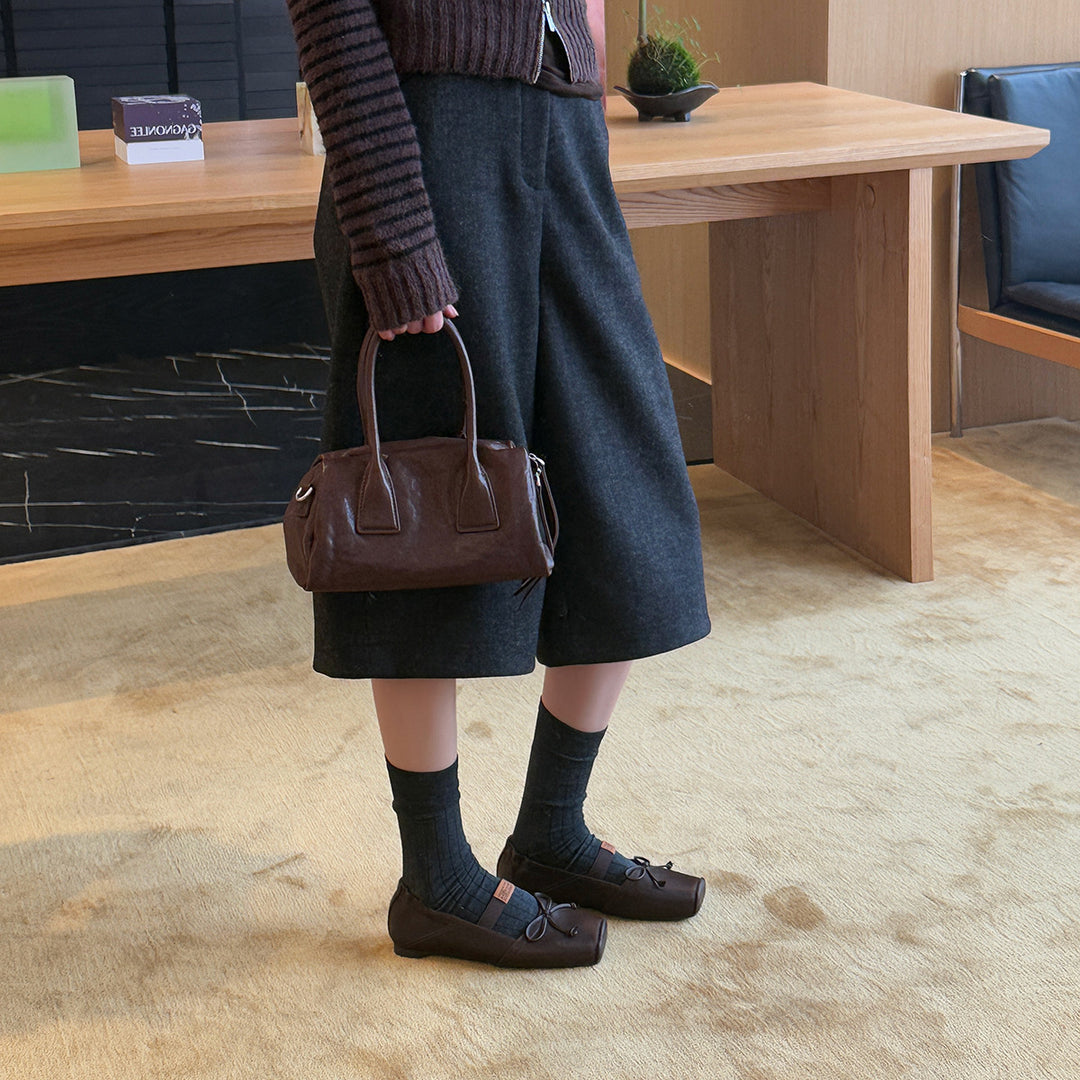 Damen Ballerinas mit elegantem Riemchen und hochwertigen Details EB