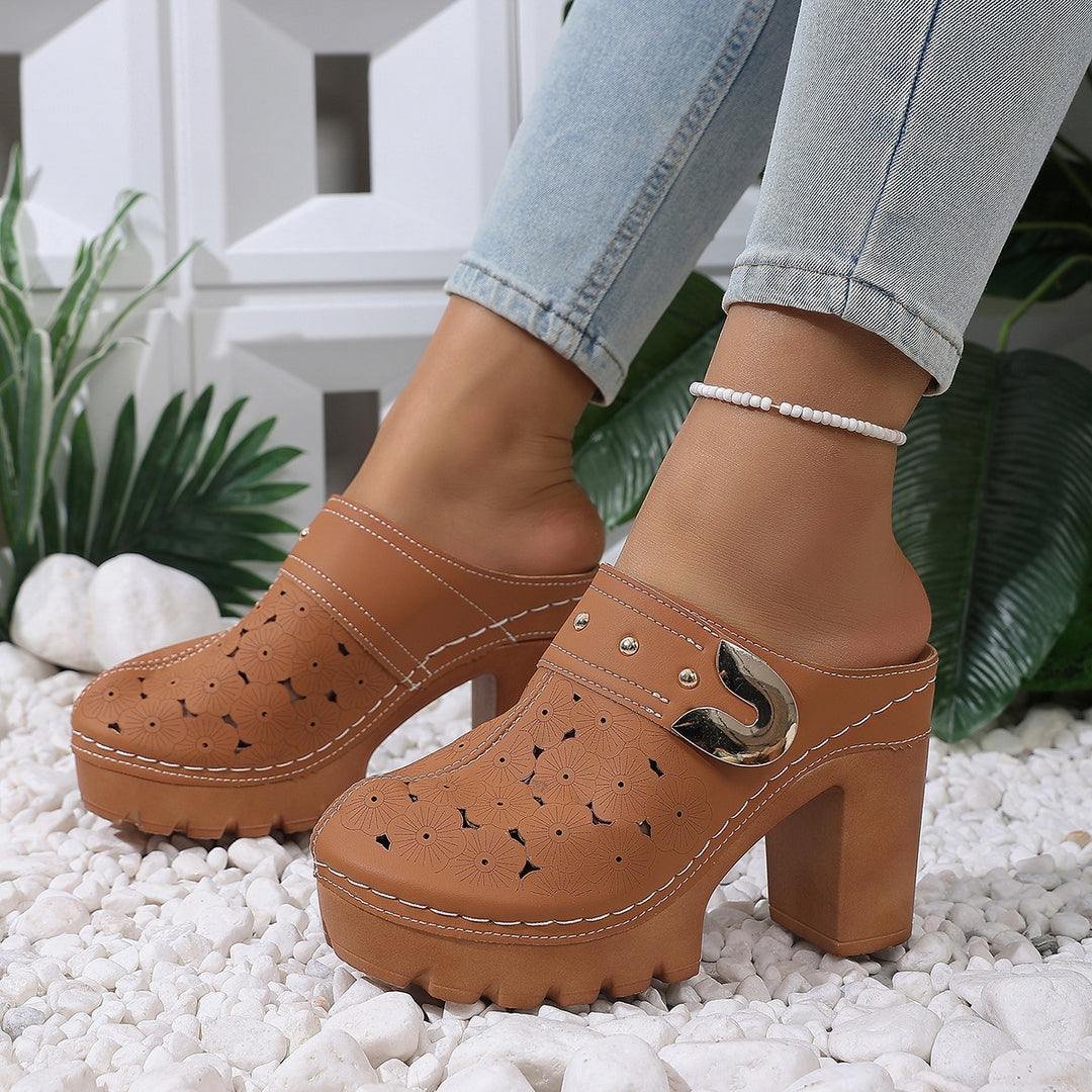 Damen modische Clogs mit perforiertem Design und elegantem Blockabsatz EB