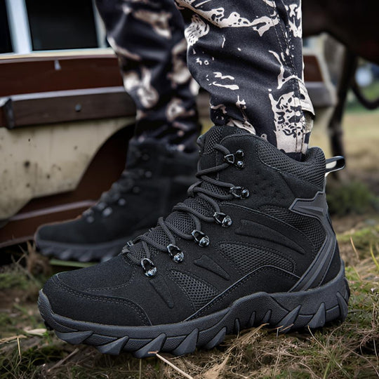 Herren Trekking-Boots mit wasserabweisendem Obermaterial und rutschfester Sohle EB