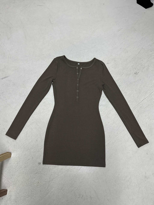 Damen nan figurbetontes Ripp-Strickkleid mit Henley-Knopfleiste und langem Arm EB