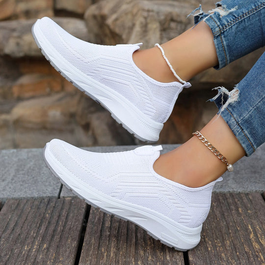 Damen Atmungsaktive Slip-On Sneakers mit Flex-Sohlenkonstruktion EB