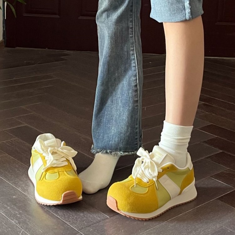 Damen Sportliche Freizeitsneaker mit komfortabler Dämpfung und atmungsaktiver Oberfläche EB