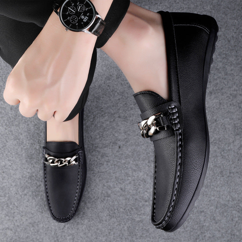 Damen Mokassins mit stilvollem Kettendetail EB