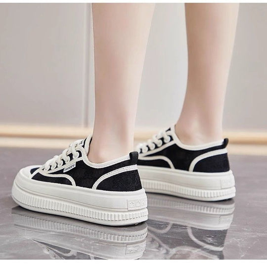 Damen Sportliche Sneaker mit modischen Netzelementen EB
