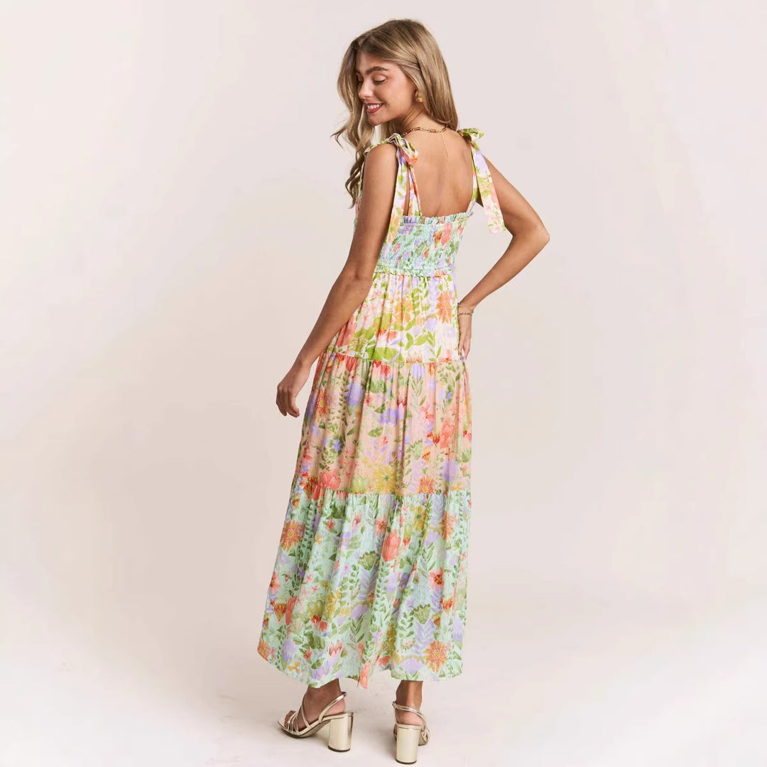 Damen Kleid mit verspieltem Floral-Design und Rüschenärmeln EB
