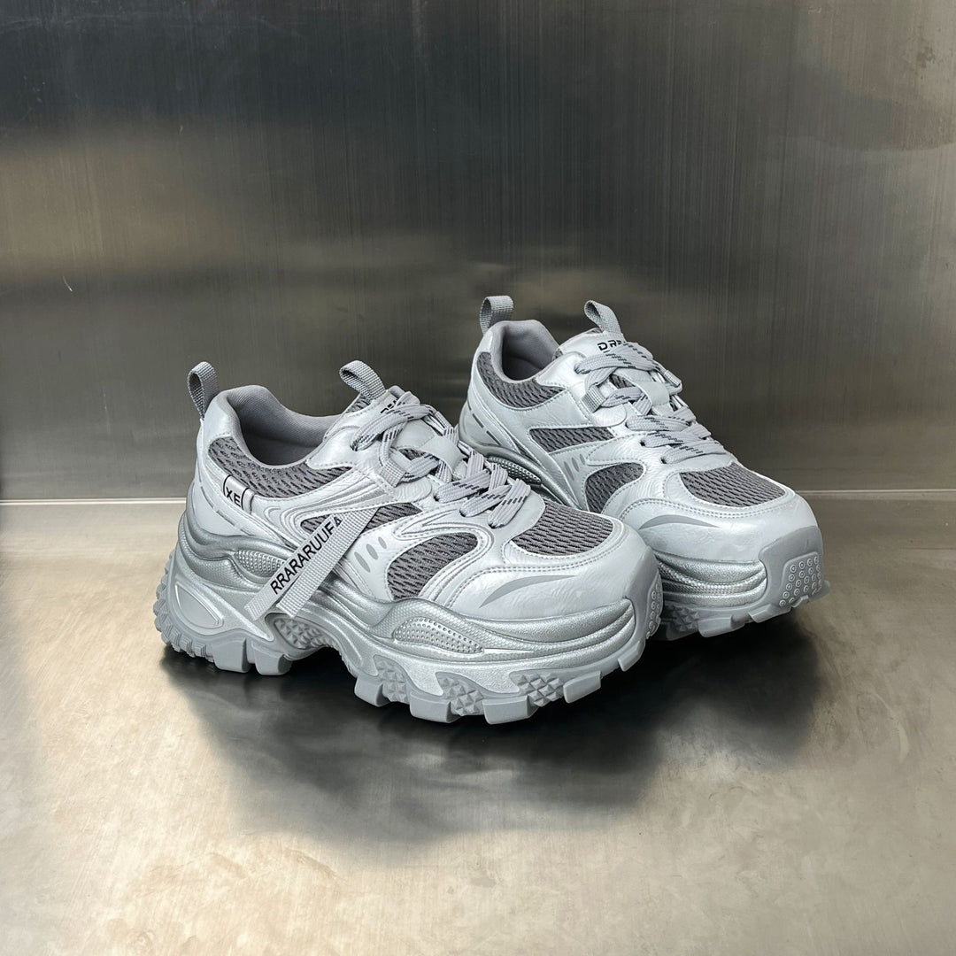 Damen Sportliche Sneakers mit extrem dämpfendem Sohlenprofil und atmungsaktiver Oberflächenstruktur EB