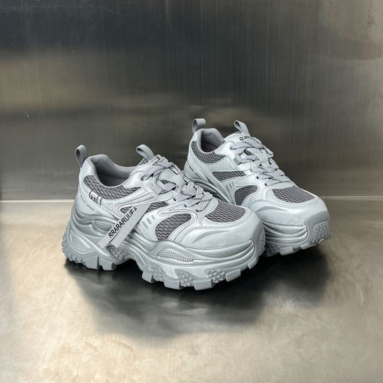 Damen Sportliche Sneakers mit extrem dämpfendem Sohlenprofil und atmungsaktiver Oberflächenstruktur EB