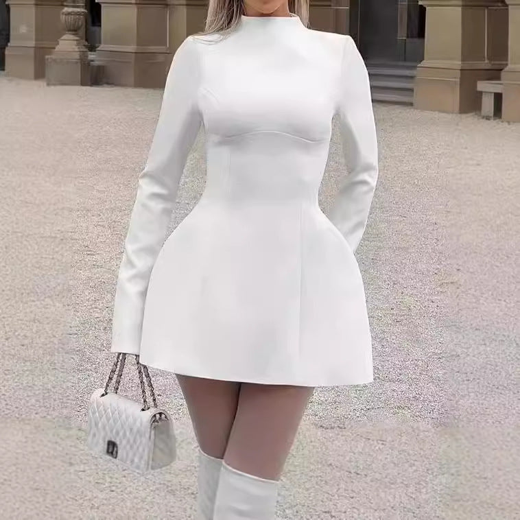 Damen Elegantes Mini-Kleid mit hochgeschlossenem Hals und ausgestelltem Saum EB
