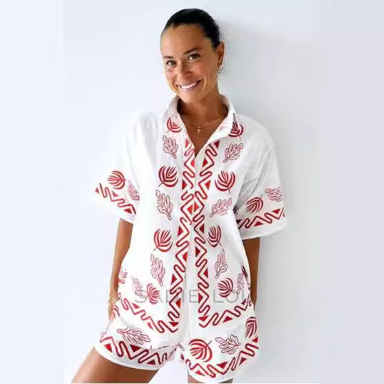 Damen luftiges Strand-Outfit mit floralem Stickdesign und praktischen Taschen EB
