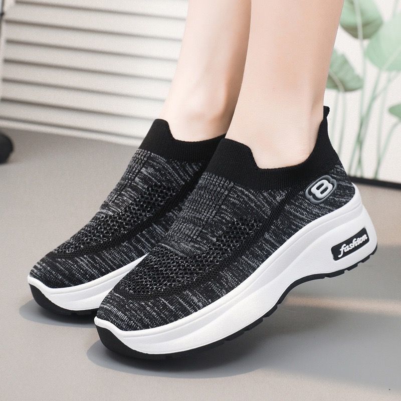 Damen Komfortable Slip-On Sneakers mit atmungsaktivem Obermaterial und weicher Laufsohle EB