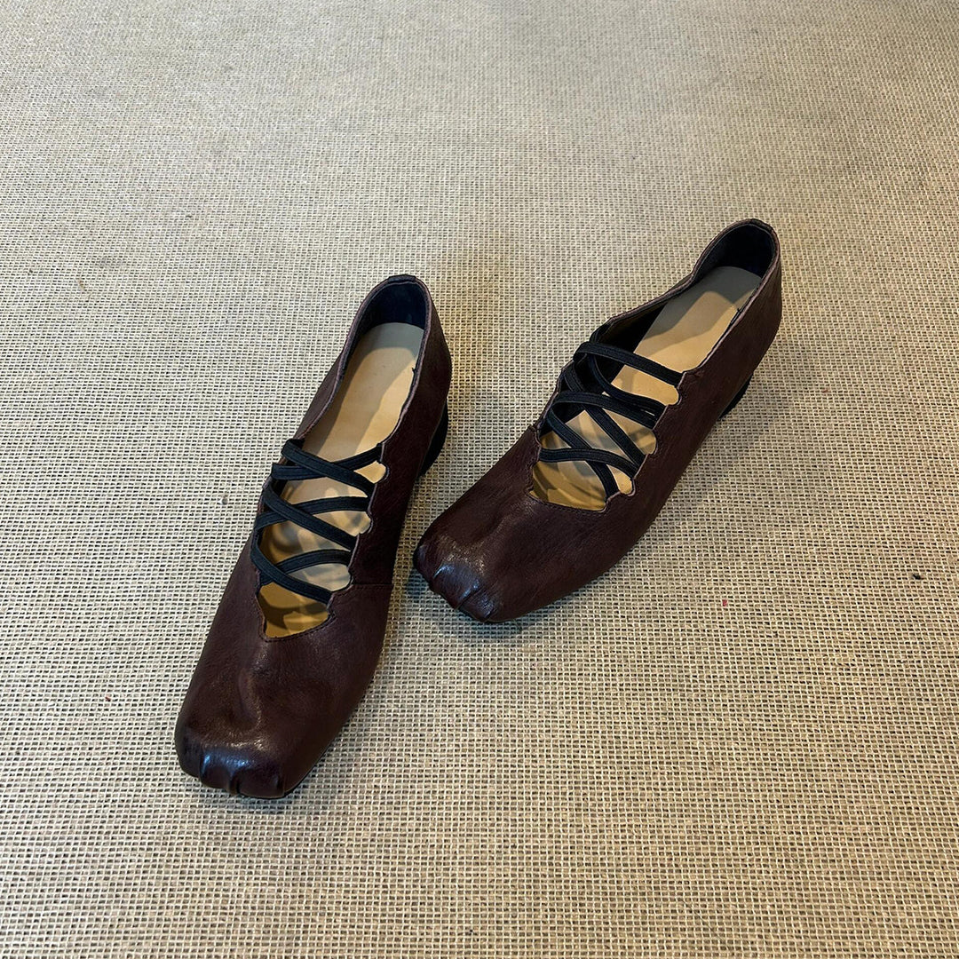Damen Schuhe mit ausgefallenem Schnürdesign und eleganter Absatzhöhe EB