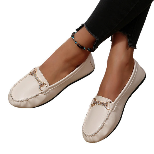 Damen Mokassins mit dekorativem Schmuckdetail EB