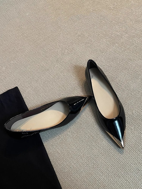 Damen spitze Ballerinas mit glänzendem Obermaterial und feinem Akzent EB