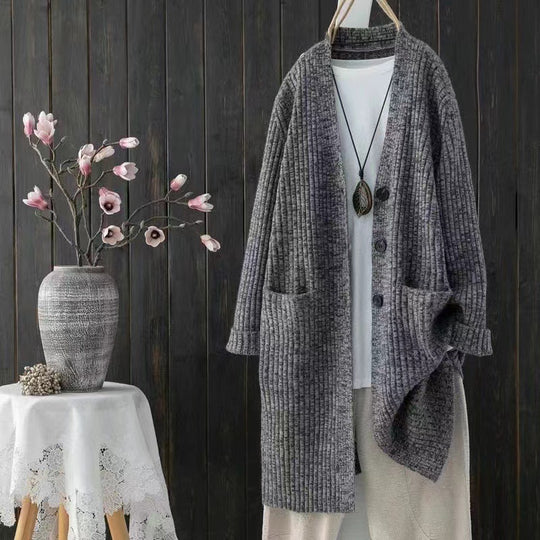 Damen Strickjacke mit durchgehendem Knopfverschluss und lässigem Schnitt EB