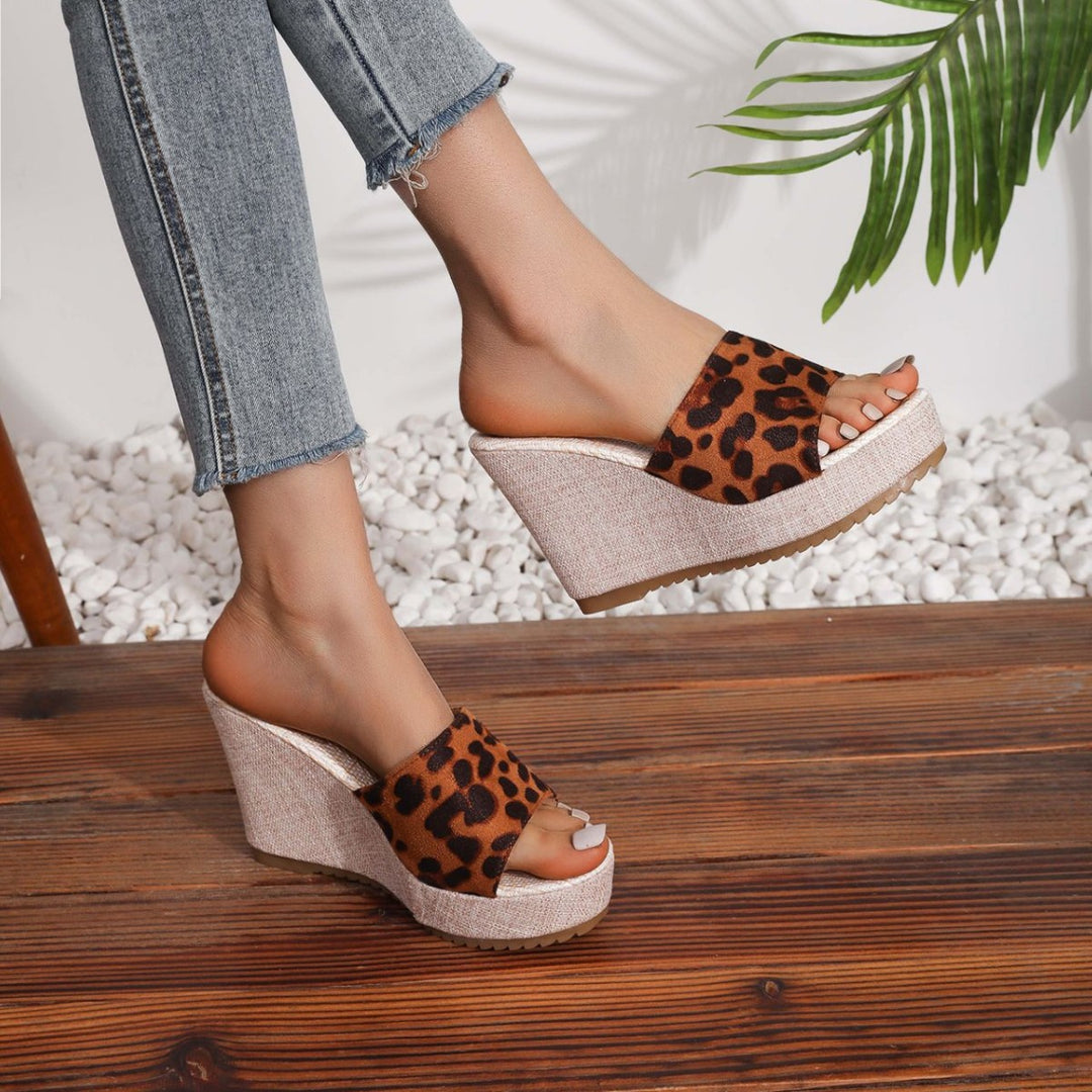 Damen Wedge-Pantoletten mit tierischem Druck und komfortablem Fersenbereich EB