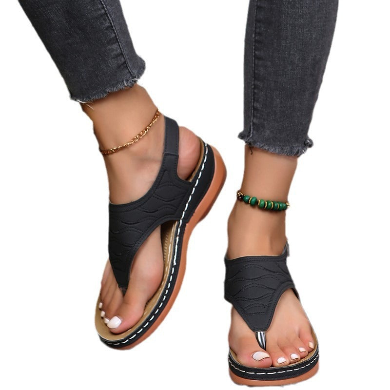 Damen Keil-Sandalette mit verstellbarem Fersenriemen und gesteppter Wildlederoptik EB