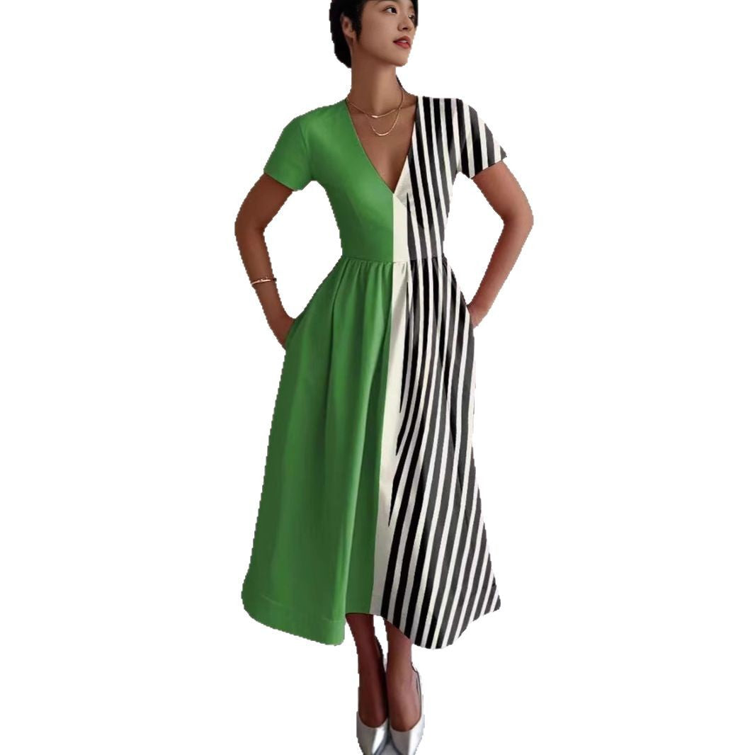 Damen Maxikleid mit tiefem V-Ausschnitt und modischem Streifenmuster EB