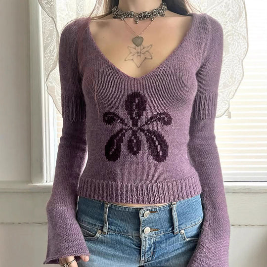 Damen nan kurzes Feinstrick V‑Pullover mit floralem Intarsienmotiv und ausgestellten Trompetenärmeln EB