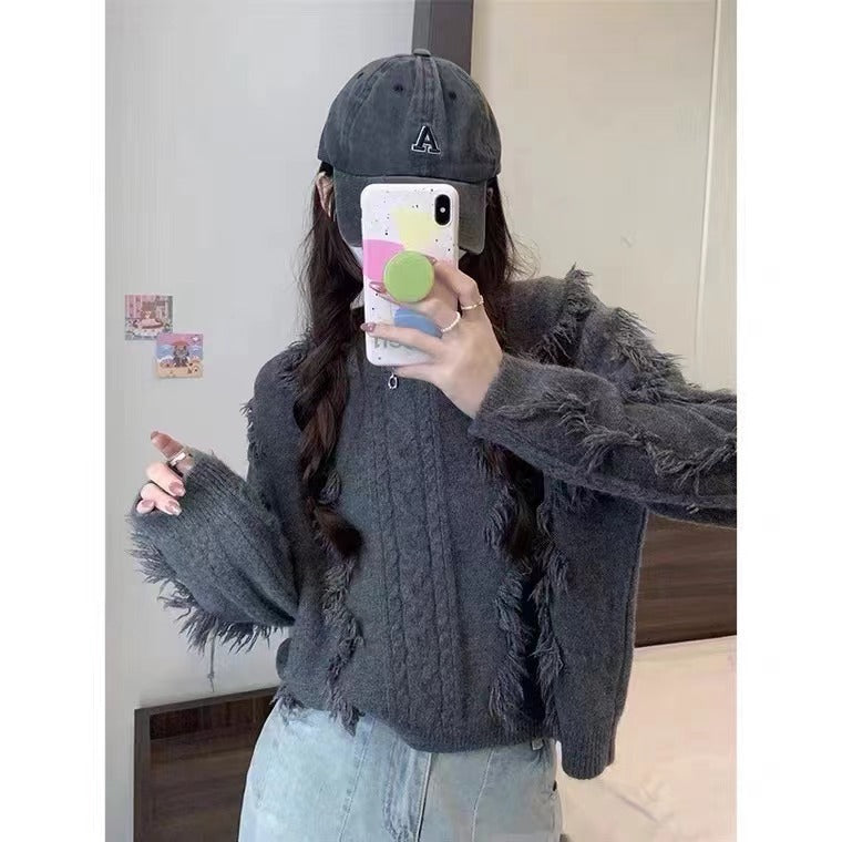 Damen Grobstrickpullover mit fransigen Details und lässigem Schnitt EB