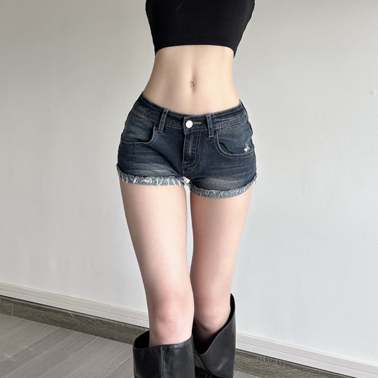 Damen Denim-Shorts mit ausgefranstem Saum EB