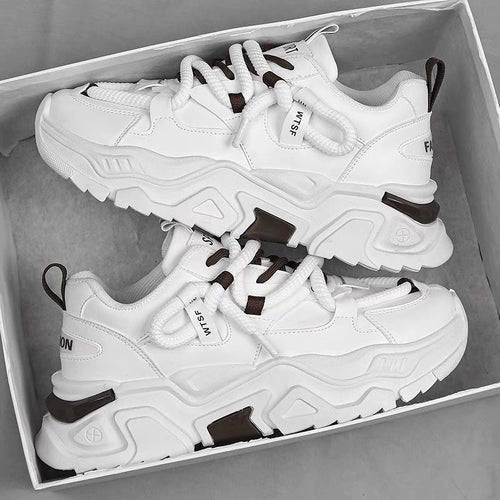 Damen Sportliche Chunky Sneakers mit innovativen Details EB