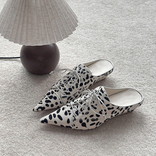 Damen elegante Schnürschuhe mit spitzem Schuhdesign und feinem Leder EB