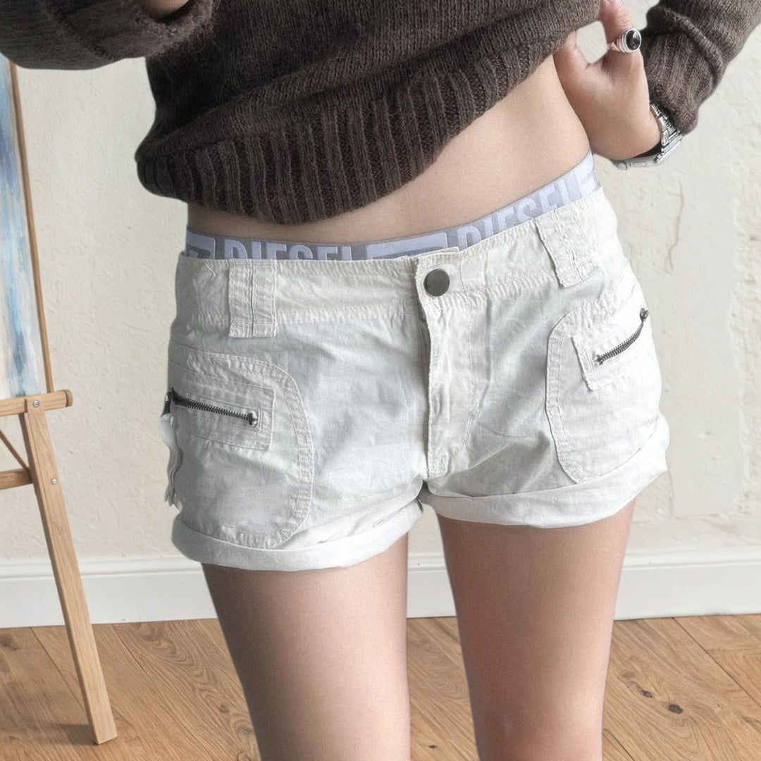 Damen leichte Shorts mit praktischen Reißverschlusstaschen EB