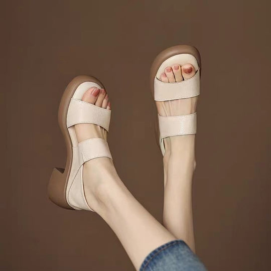 Damen Komfortable Sandalen mit modischen Riemen und bequemer Blockabsatz EB