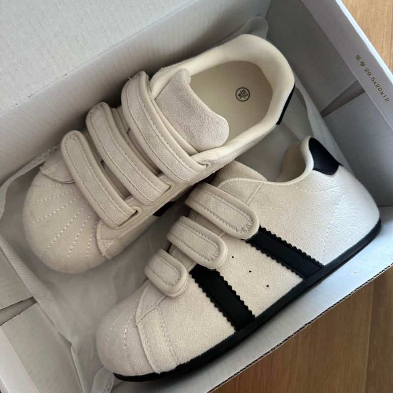 Damen bequeme Klettverschluss-Sneaker aus hochwertigem Wildleder EB