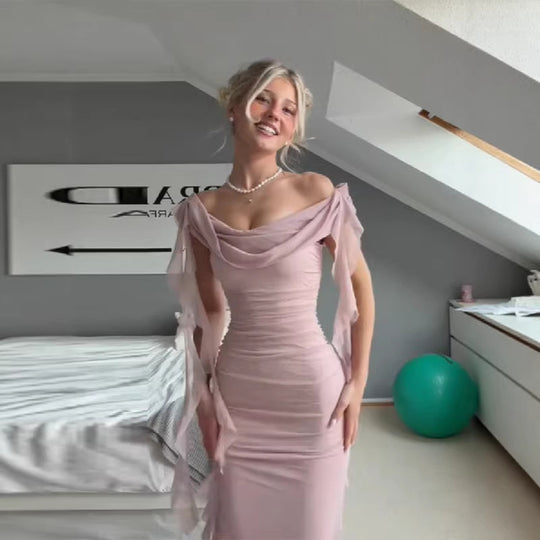 Damen Elegantes Maxikleid mit drapierten Ärmel und figurbetontem Schnitt EB