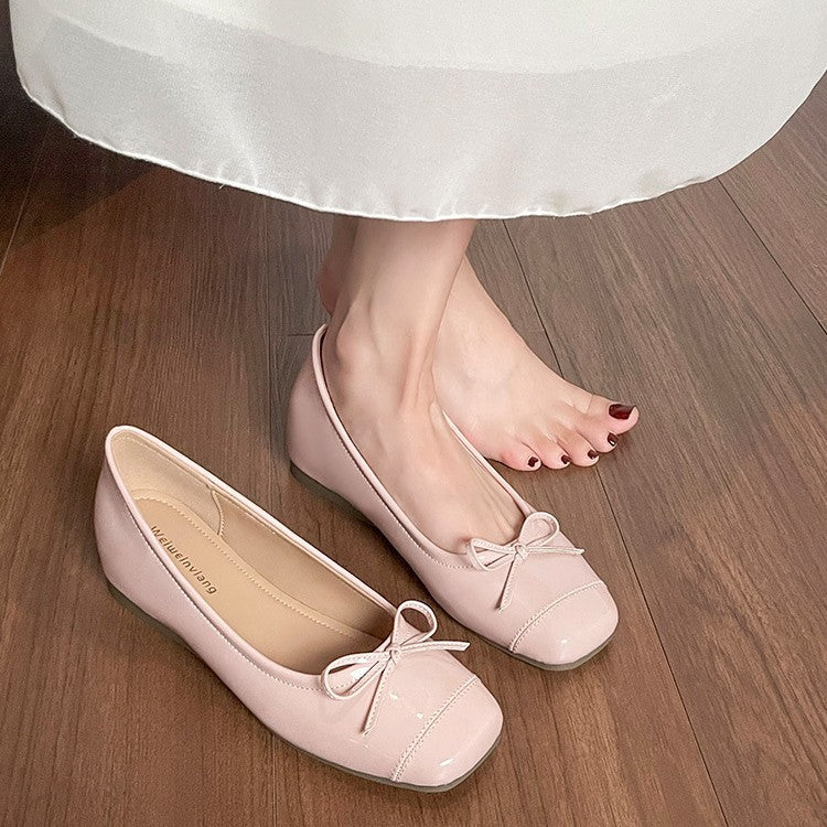 Damen Ballerinas mit feiner Lacklederoberfläche und bequemer Wedge-Sohle EB