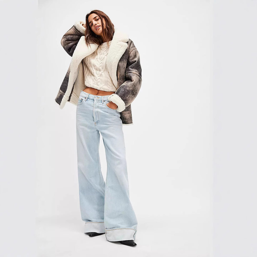 Damen Weit geschnittene High-Waist Jeans mit modischem Saum EB