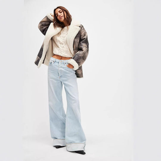 Damen Weit geschnittene High-Waist Jeans mit modischem Saum EB