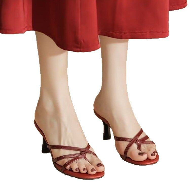Damen Slingback Sandaletten mit elegantem Riemendesign und bequemer Absatzhöhe EB