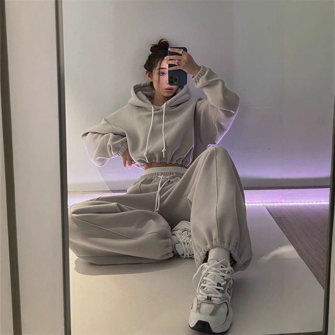 Damen Oversize-Hoodie und Jogginghose Set mit weichem Innenfutter, verstellbarer Kordel und hochgezogenem Bund Eichborn Berlin