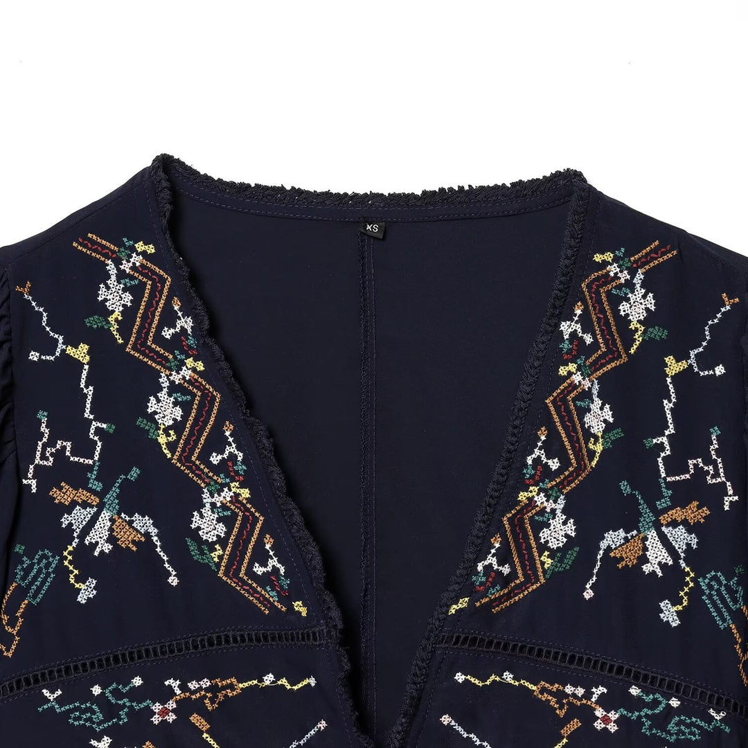 Damen kurze Bluse mit Platz für elegantes Binden EB