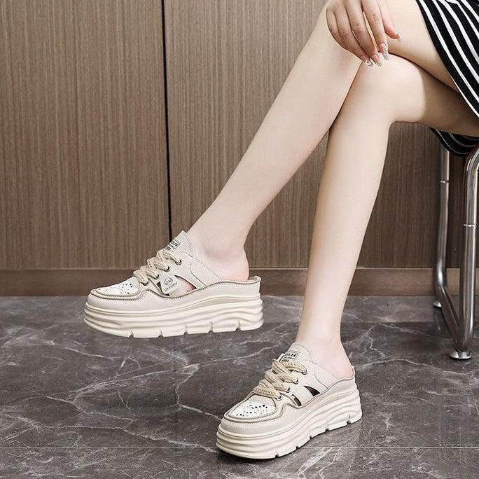 Damen Sneaker mit modischem Plateau und luftiger Schnürung EB