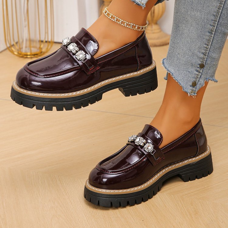 Damen Bequeme Mokassins mit modischem Schmuckdetail EB