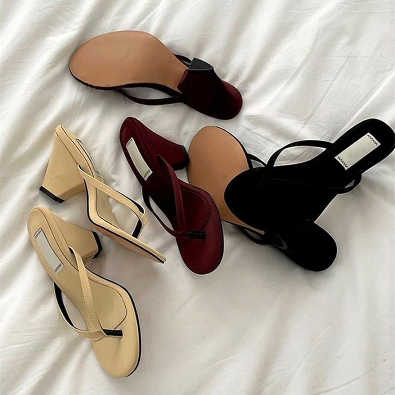 Damen Zehentrenner mit elegantem Design und komfortablem Fußbett EB
