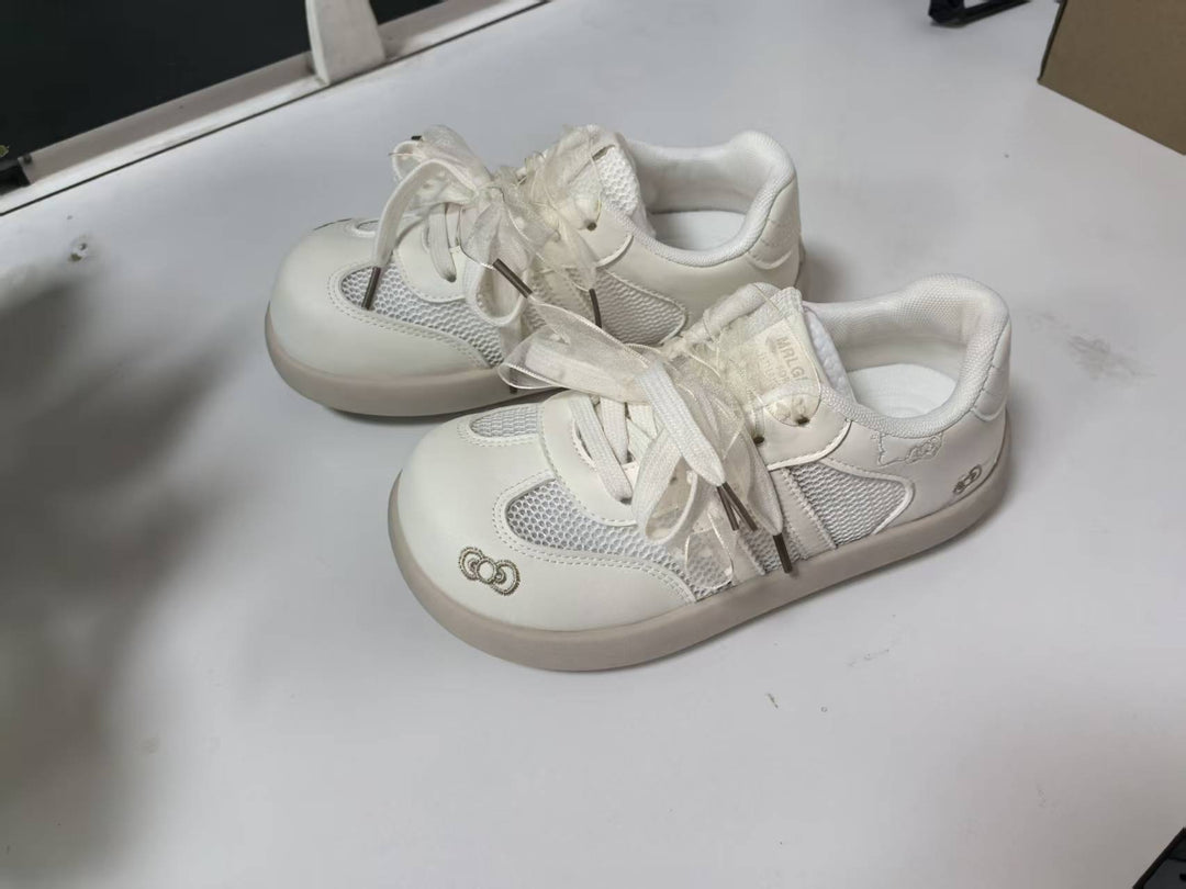 Damen Sneakers mit verspielten Details und atmungsaktiver Mesh-Oberfläche EB