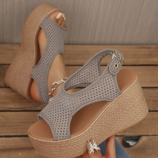 Damen Wedge-Sandalen mit perforiertem Obermaterial und anatomischem Fußbett EB