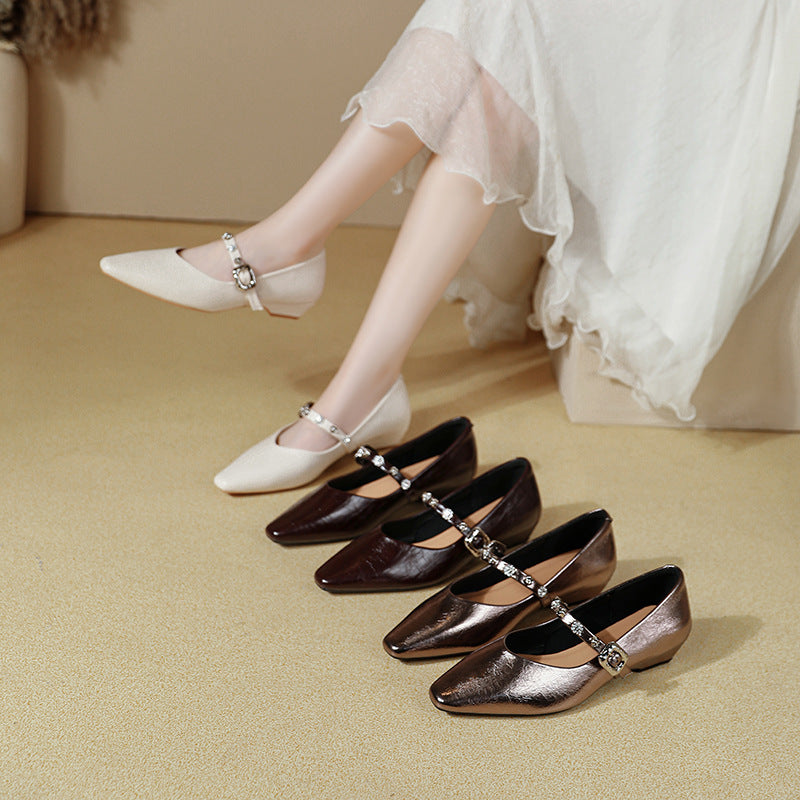 Damen Elegante Ballerinas mit verziertem Riemen EB