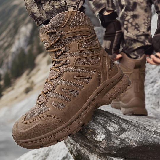 Herren Hochwertige Militärstiefel für anspruchsvolle Outdoor-Abenteuer EB